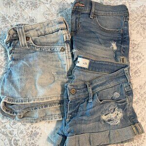3 pair lot jean short Holister and Big Star Size 2